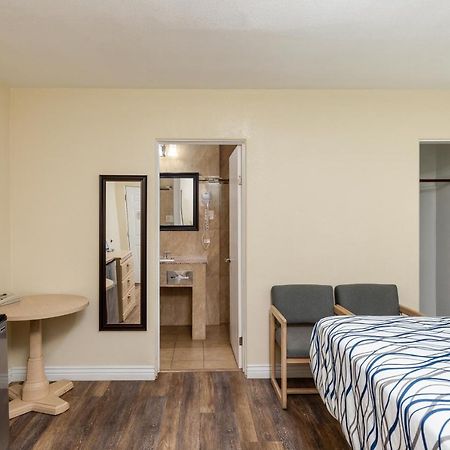 Stay Express Inn אלקו מראה חיצוני תמונה